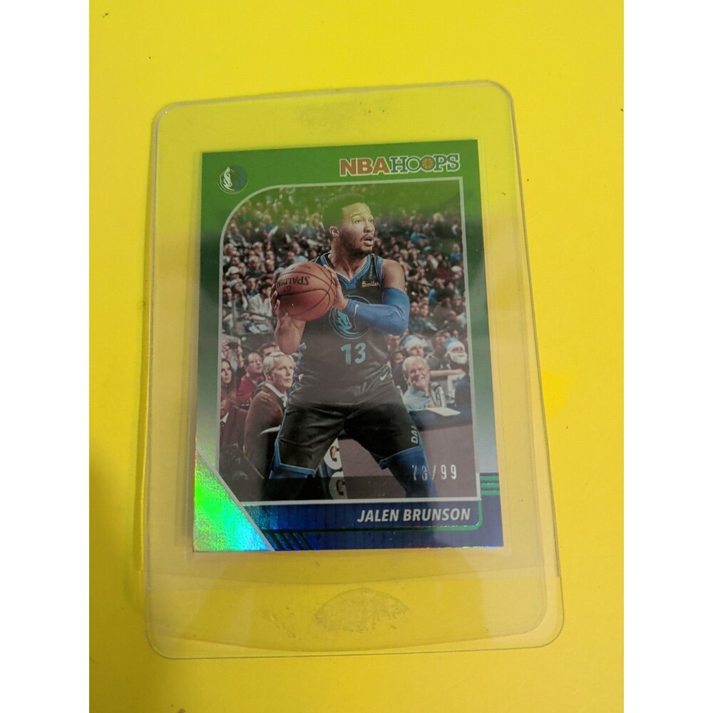 2019-20 Panini NBA Hoops - Jalen Brunson Mavericks Knicks Green Refractor /99
